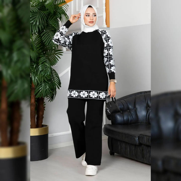 Winter Fleece Fabric Sunflower Printed Long Sleeves 2 Pieces Co-Ord Sets For Women - Black