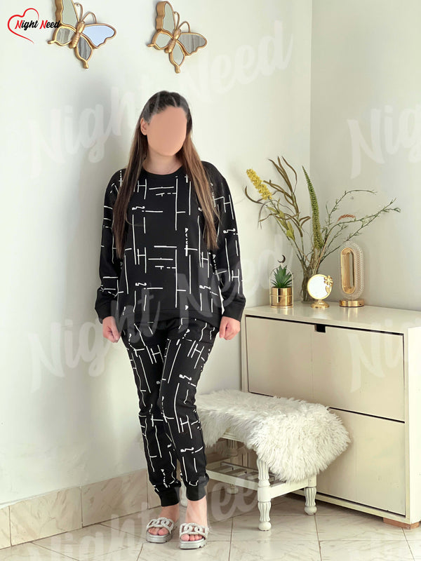 Women Winter Fleece Black Capri Printed Night Suit