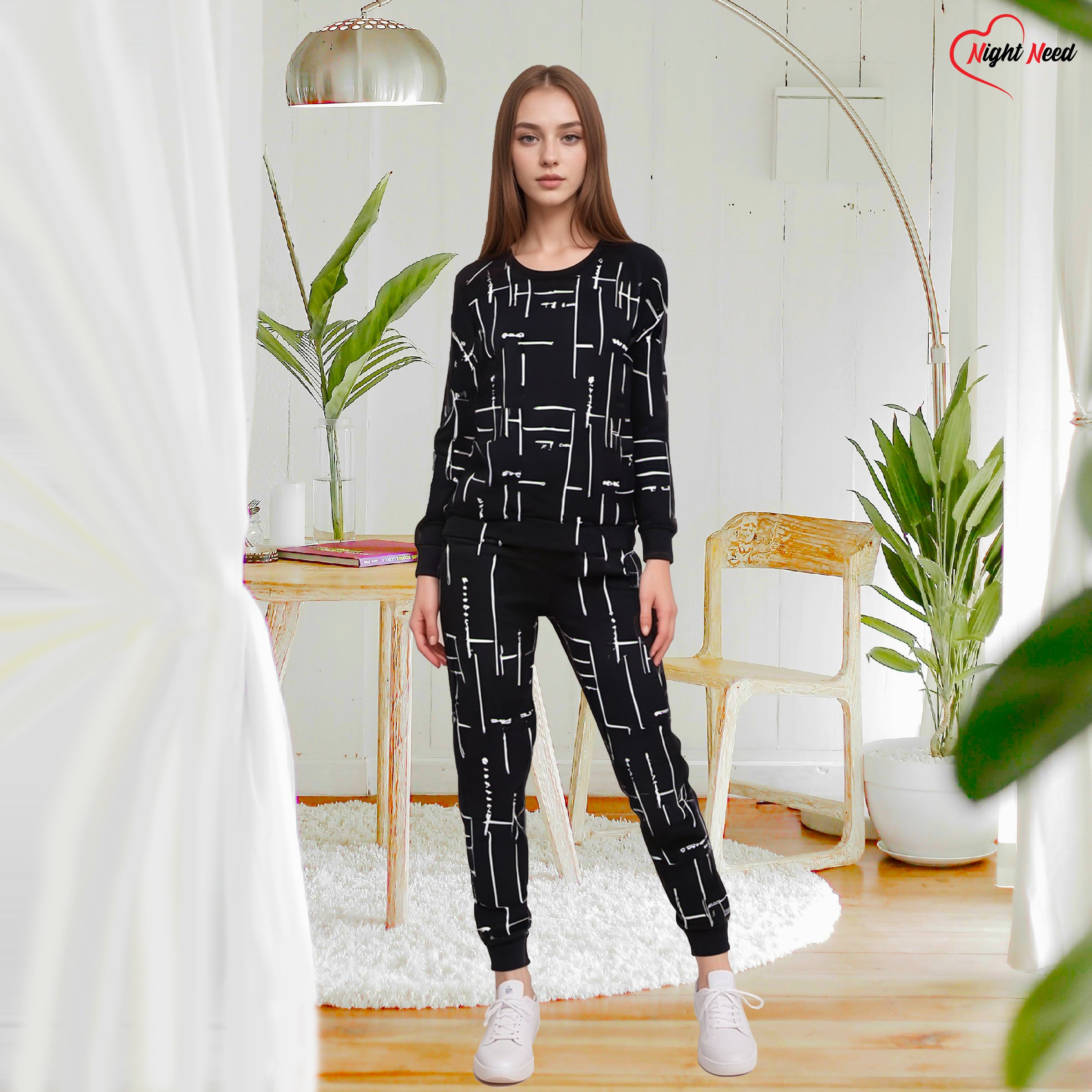 Women Winter Fleece Black Capri Printed Night Suit