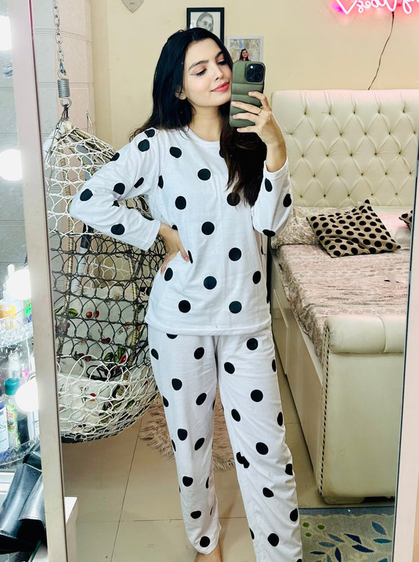 Black and White Dotted Printed Night Suit